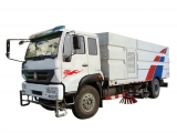 Road Washing Vehicle Sinotruk